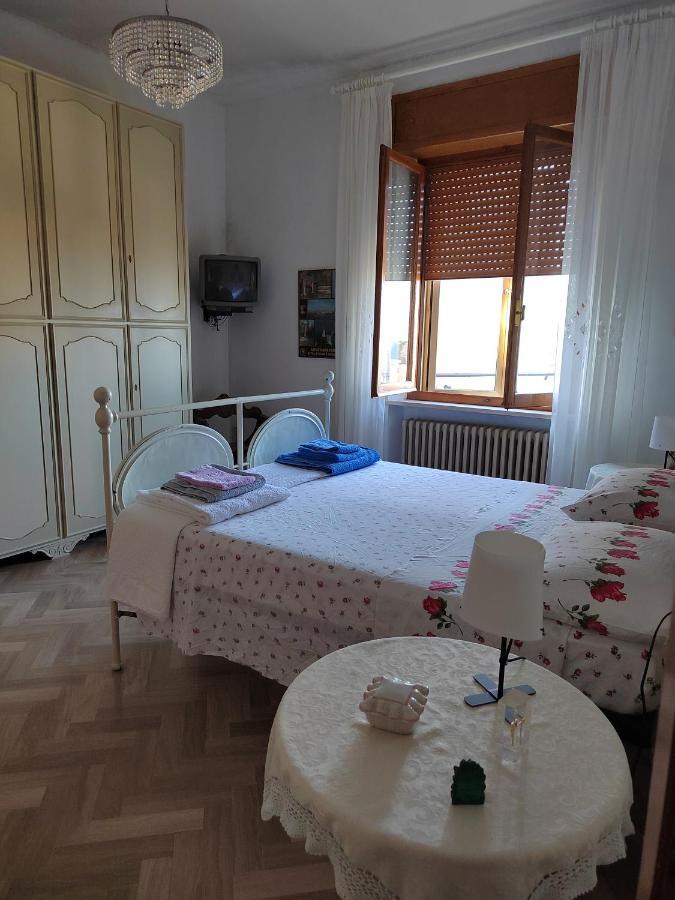 B&B La Finestra Sul Mare Ripatransone Exteriör bild